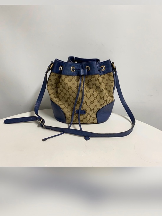 Gucci Handbags - Gucci Bag